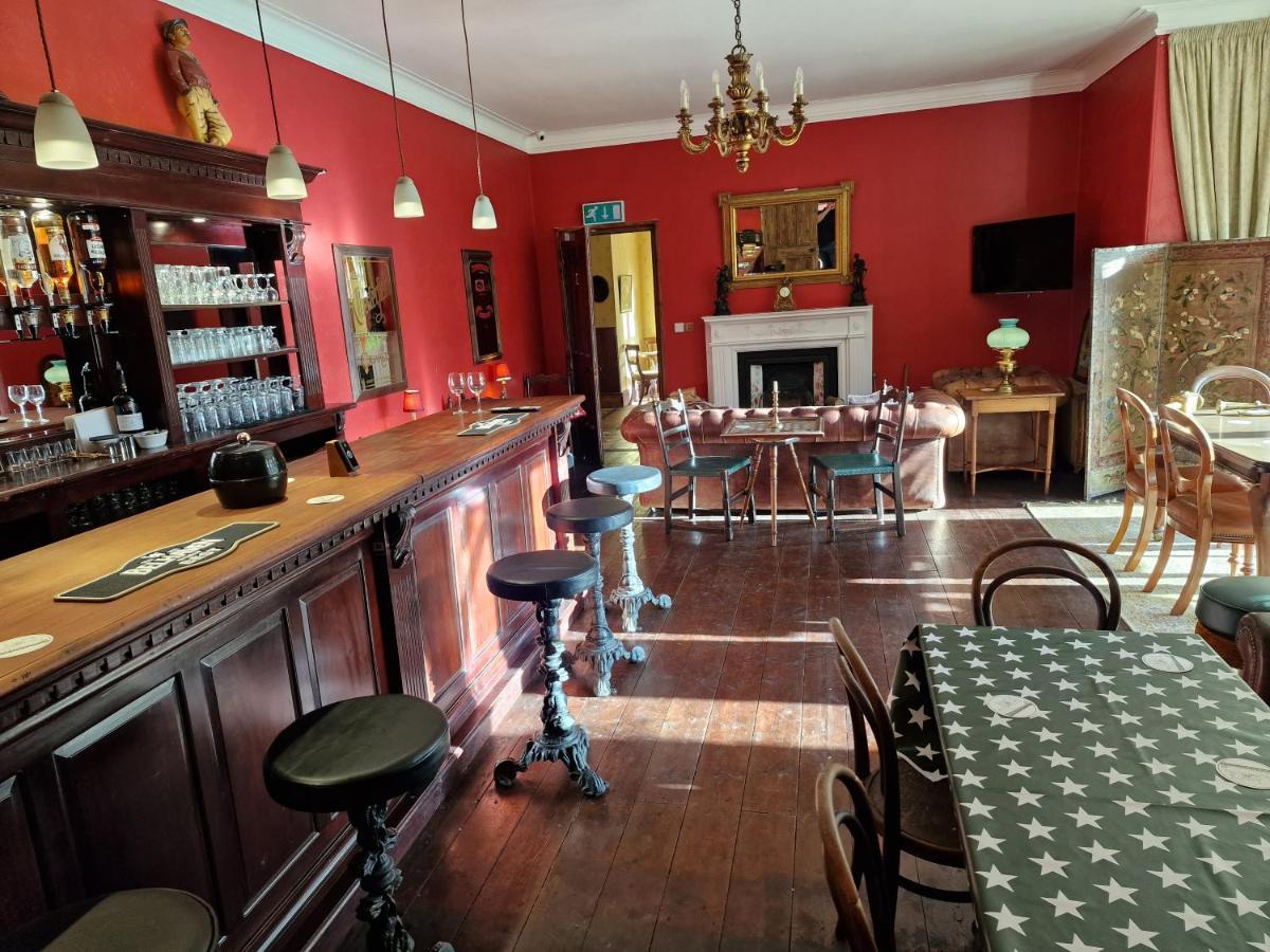 בלאטר Cambus O' May Traditional Highland Hotel מראה חיצוני תמונה