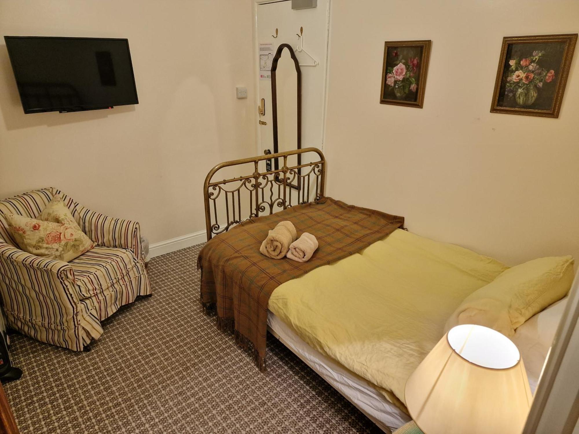 בלאטר Cambus O' May Traditional Highland Hotel חדר תמונה