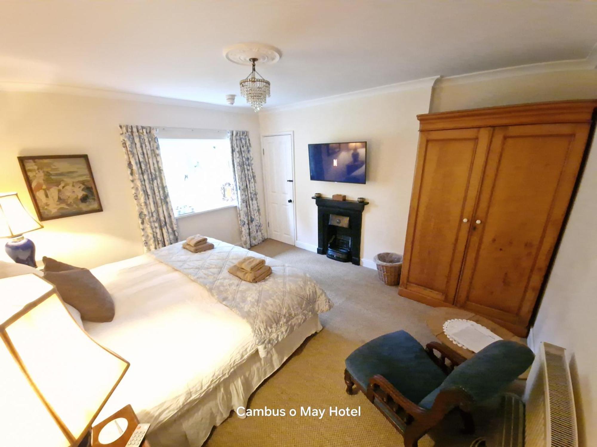 בלאטר Cambus O' May Traditional Highland Hotel מראה חיצוני תמונה
