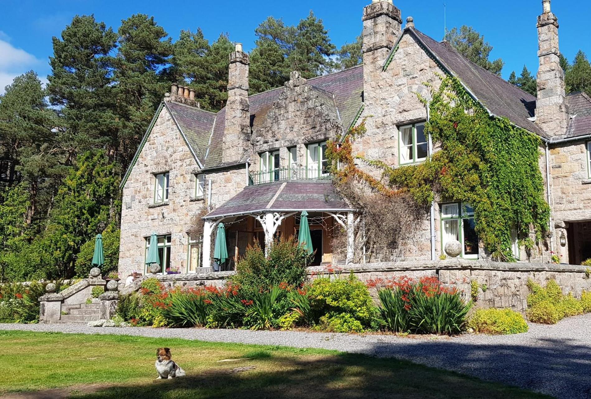 בלאטר Cambus O' May Traditional Highland Hotel מראה חיצוני תמונה