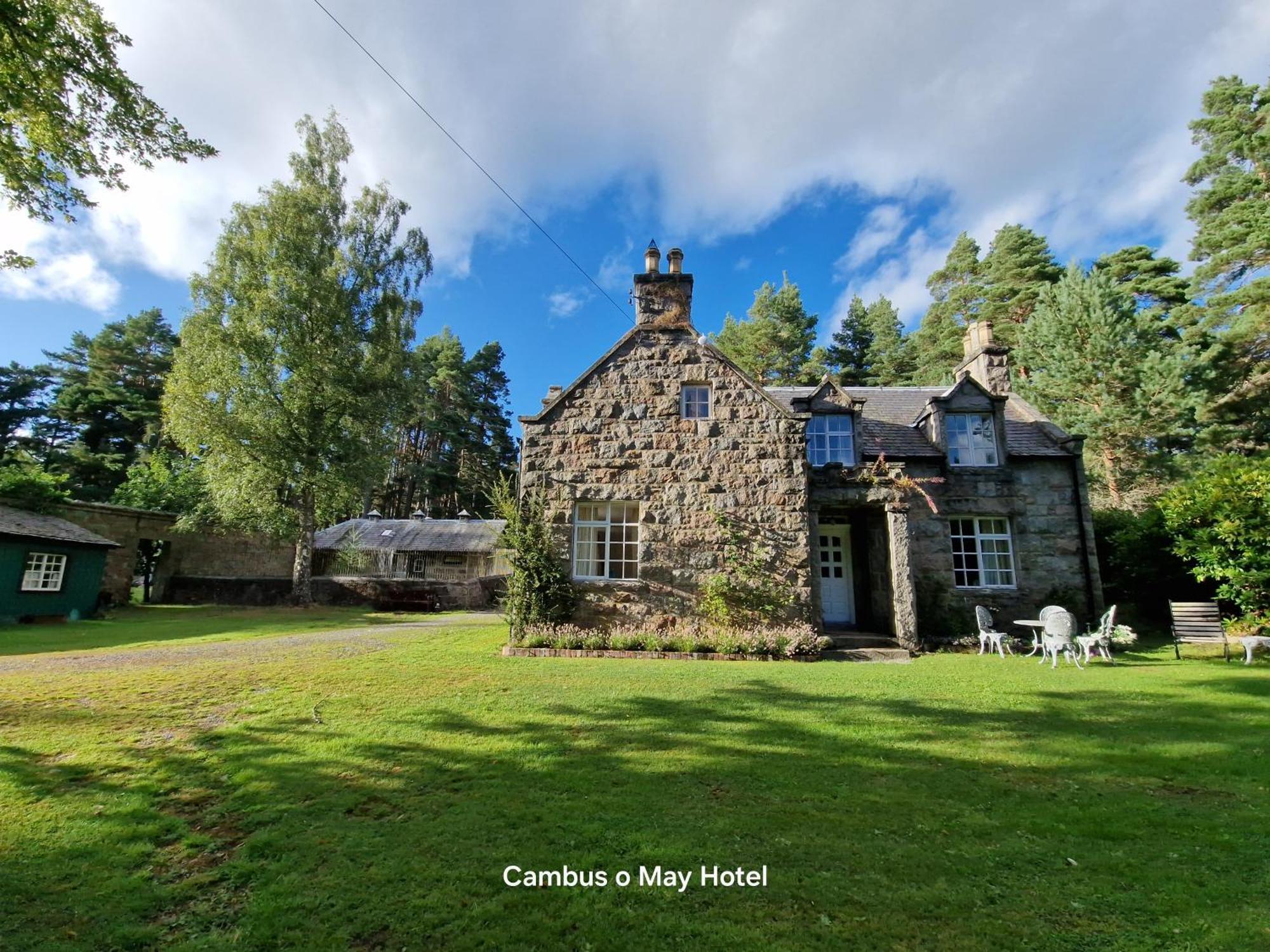 בלאטר Cambus O' May Traditional Highland Hotel מראה חיצוני תמונה