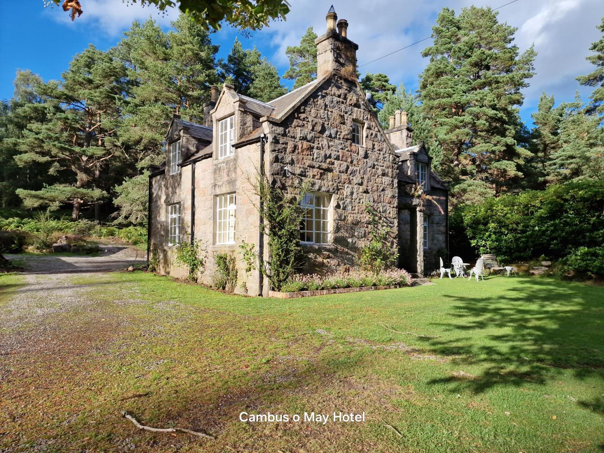 בלאטר Cambus O' May Traditional Highland Hotel מראה חיצוני תמונה
